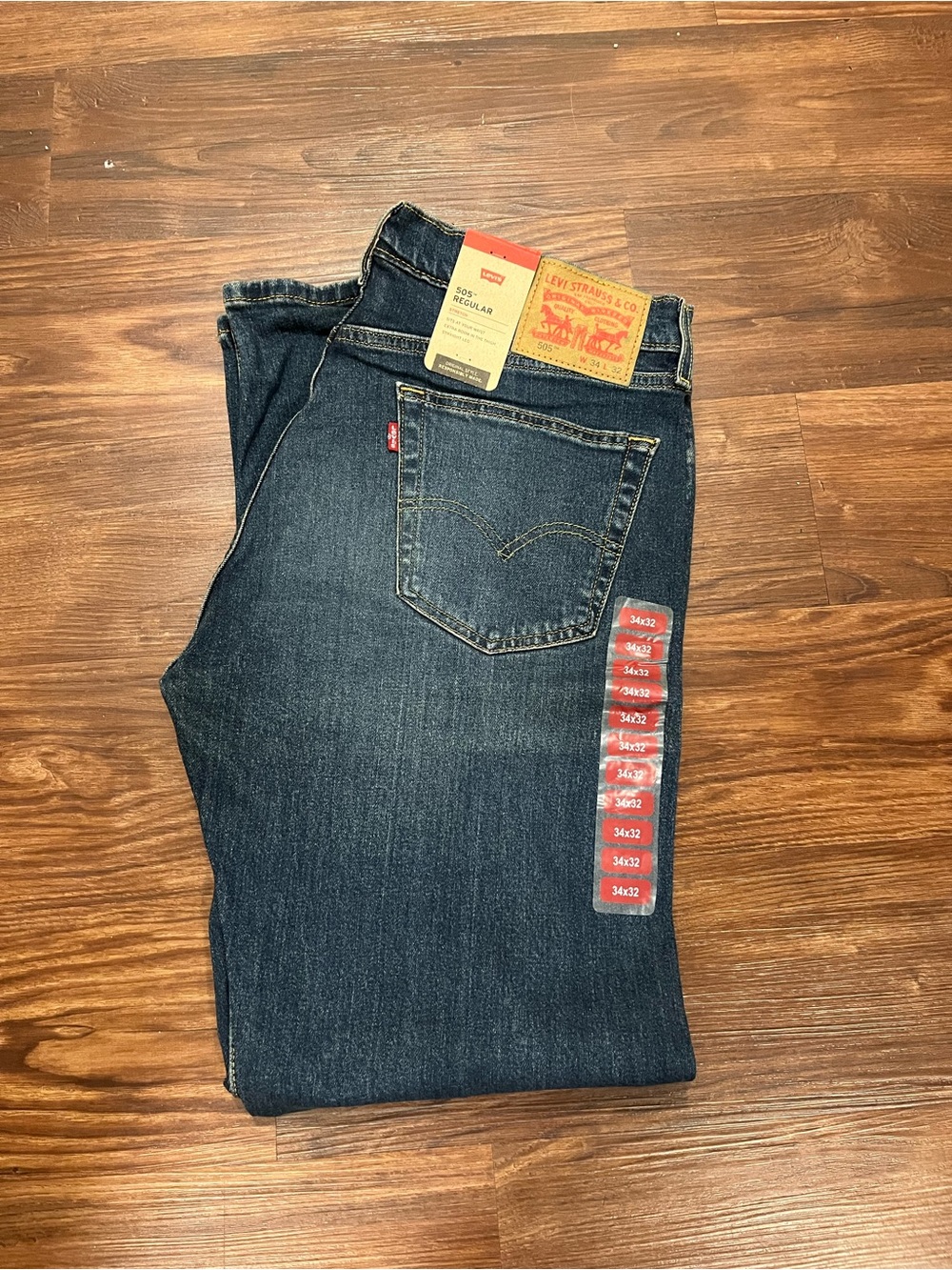 NWT Levi’s 505 Regular Stretch Straight Leg Jeans Size W34 L32